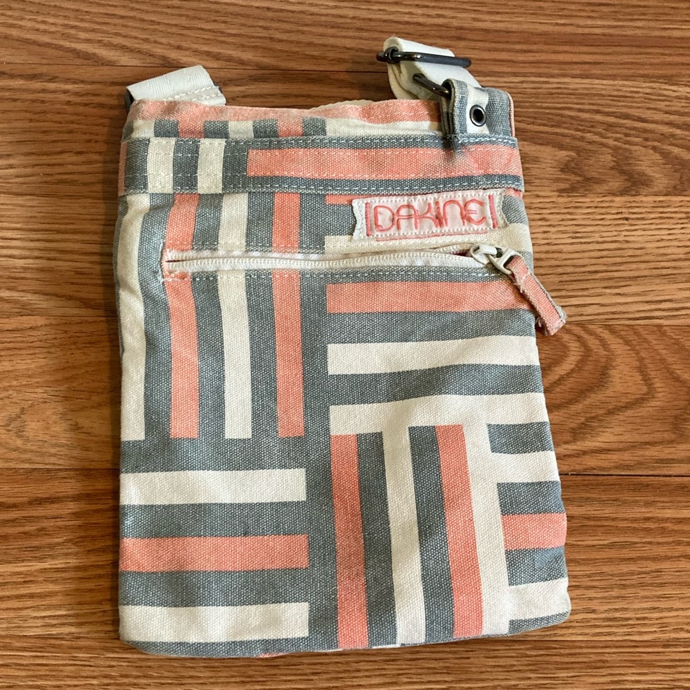 Dakine Jive 1L purse